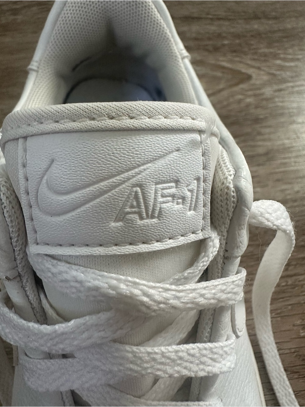NIKE Air Force 1 Sage Low Women’s 7.5 Triple White Leather Streetwear EUC CLEAN - Picture 8 of 12